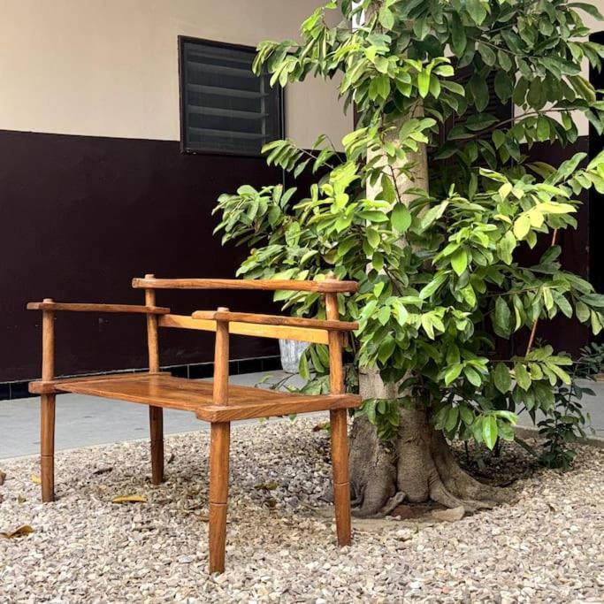 Independent Room On Island In Colonial House With Private Entrance Saint Louis Exterior foto